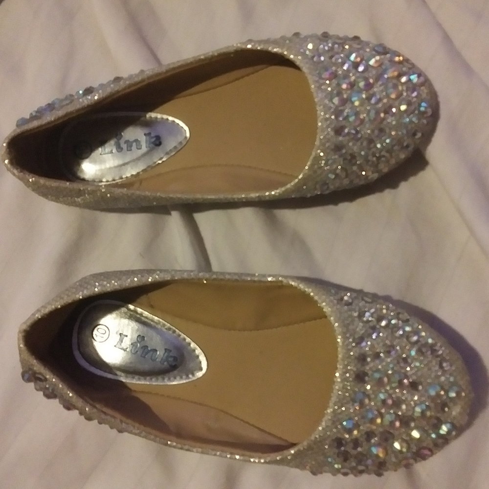 Studded toddler flats